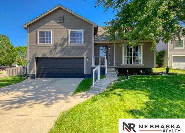 Property at 14603 Nebraska Cir, Omaha, NE 68116, 3 beds, 2 baths