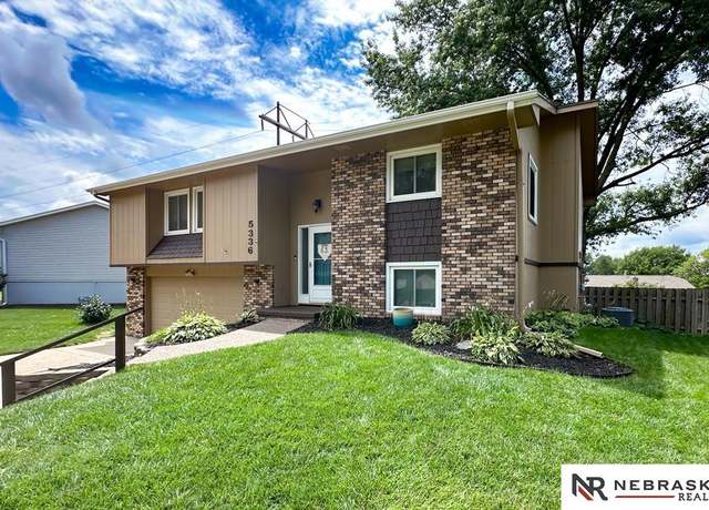 Property at 5336 S 107 Ave, Omaha, NE 68127, 3 beds, 2.5 baths