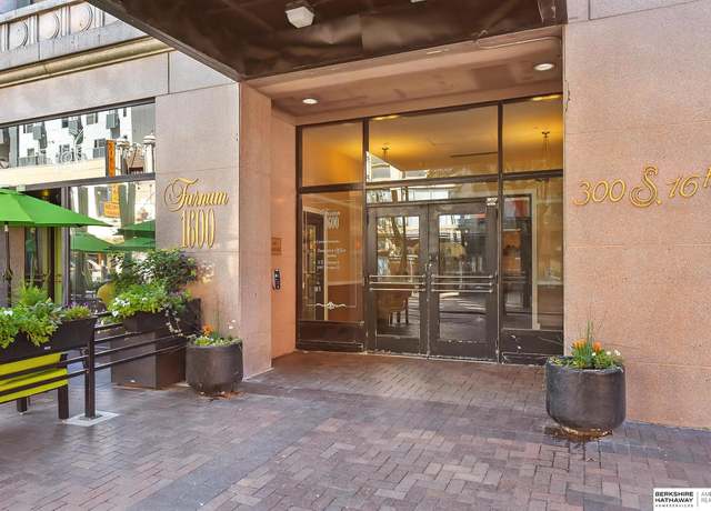 Property at 300 S 16th St #401, Omaha, NE 68102, 1 bed, 1 bath