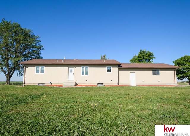 Property at 56420 708 Rd, Fairbury, NE 68352, 3 beds, 3 baths