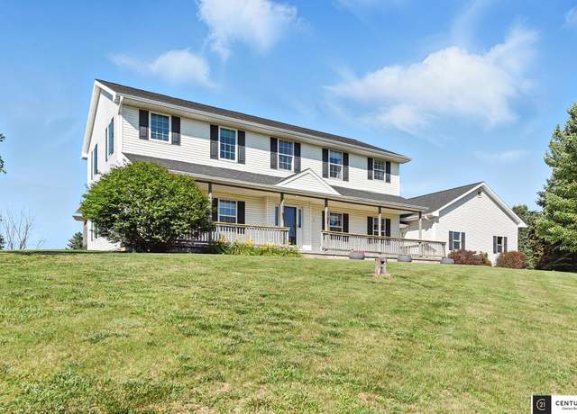 Property at 4806 Steavenson Loop Loop, Blair, NE 68008, 4 beds, 4 baths