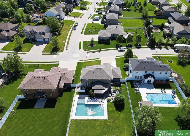 Property at 7968 N 163rd Ave, Bennington, NE 68007, 4 beds, 2.5 baths