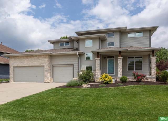 Property at 6215 S 182 Ave, Omaha, NE 68135, 4 beds, 3.5 baths