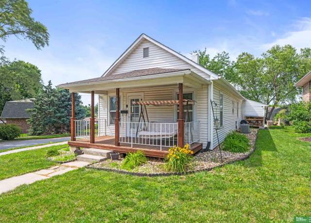 Property at 13130 N St, Omaha, NE 68137, 2 beds, 1 bath