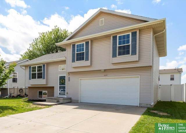 Property at 5638 Redtail Rd, Council Bluffs, IA 51501, 3 beds, 2.5 baths