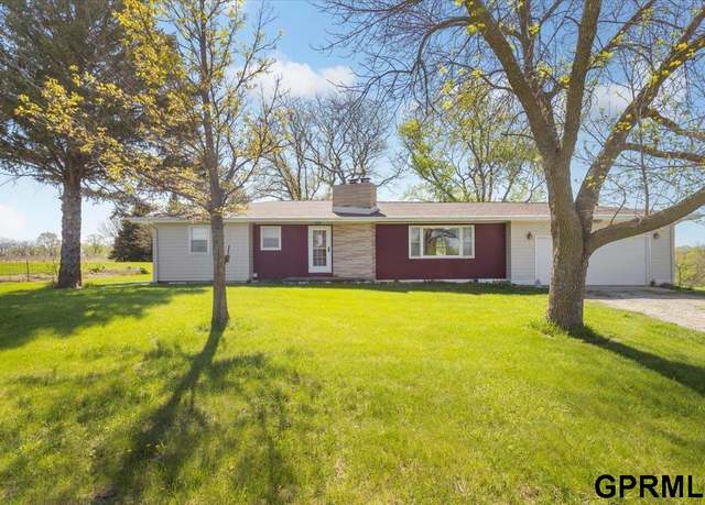 Property at 29965 185th St, Honey Creek, IA 51542, 3 beds, 2 baths