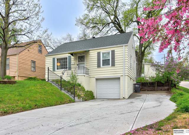 Property at 2630 N 70th St, Omaha, NE 68104, 2 beds, 2 baths