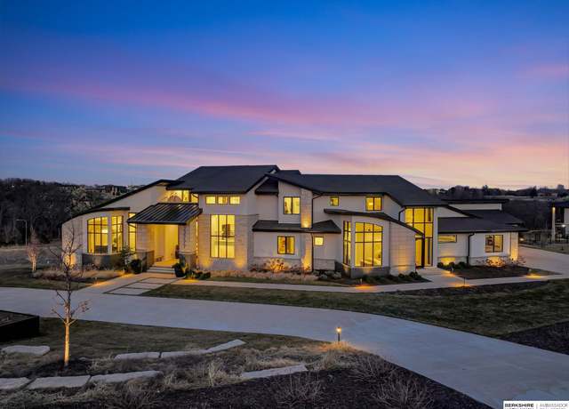 Property at 22777 G Plz, Omaha, NE 68022, 6 beds, 7.5 baths