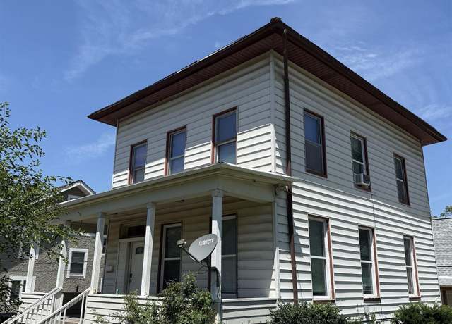 Property at 3304 Davenport St, Omaha, NE 68131, 5 beds, 3 baths