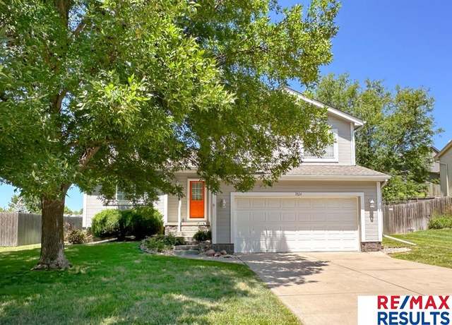 Property at 7824 Bondesson St, Omaha, NE 68122, 3 beds, 2 baths