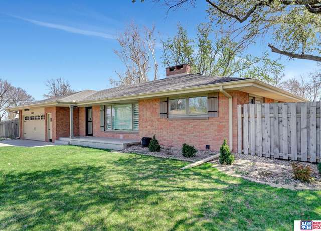 Property at 14511 Folkestone St, Waverly, NE 68462, 4 beds, 2 baths