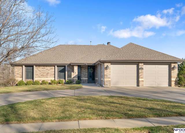 Property at 13310 Miami St, Omaha, NE 68164, 3 beds, 2 baths