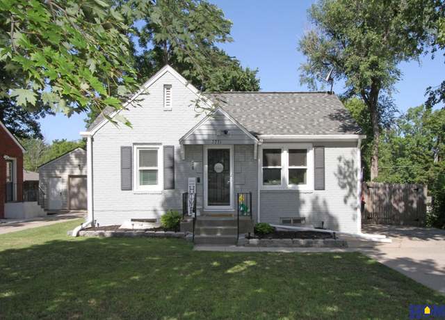 Property at 2771 S 34th St, Lincoln, NE 68506, 2 beds, 2 baths