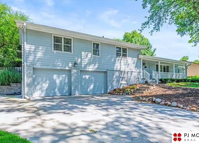 Property at 10702 Martha St, Omaha, NE 68124, 4 beds, 3.5 baths