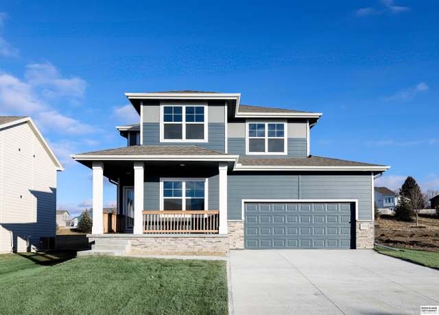 Property at 9511 S 180 Ave, Omaha, NE 68136, 3 beds, 3 baths