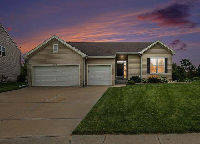 Property at 16027 Cary St, Omaha, NE 68136, 4 beds, 3 baths