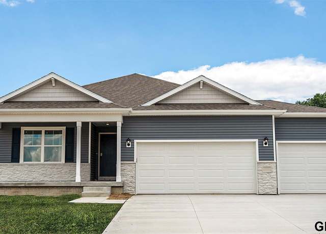 Property at 18368 Cary St, Gretna, NE 68136, 4 beds, 3 baths