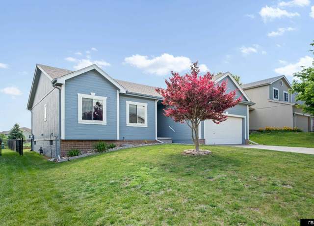 Property at 11619 Polk St, Omaha, NE 68137, 3 beds, 3 baths
