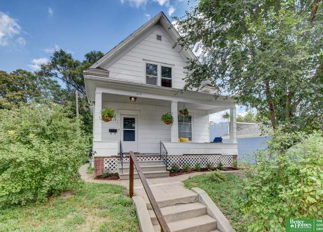 Property at 619 N 33 St, Omaha, NE 68131, 4 beds, 2 baths