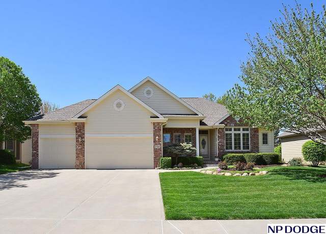Property at 17069 Dora Hamann Pkwy, Omaha, NE 68116, 4 beds, 3 baths