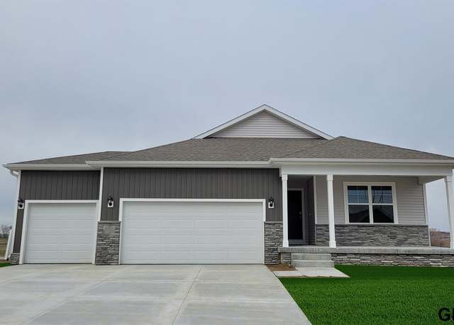 Property at 18408 Cary St, Gretna, NE 68136, 4 beds, 3 baths