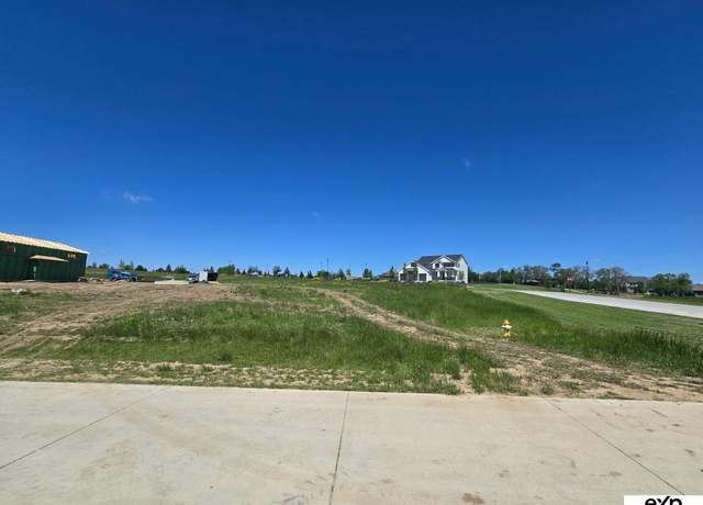 Property at Lot 8 Cheyenne Rdg, Omaha, NE 68136