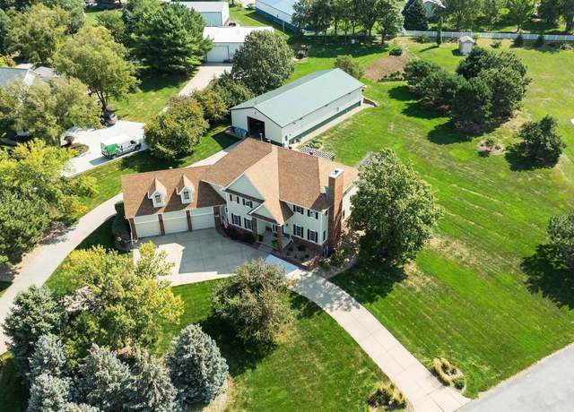 Property at 20181 Woodridge Dr, Gretna, NE 68028, 5 beds, 4.5 baths