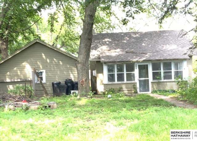 Property at 3818 N 53rd St, Omaha, NE 68104, 2 beds, 1 bath