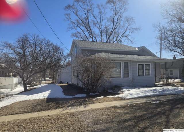 Property at 307 N Park Ave, Murray, NE 68409, 2 beds, 1 bath