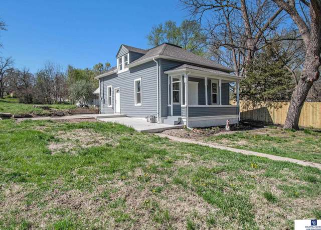 Property at 1521 Avenue A, Plattsmouth, NE 68048, 3 beds, 1.5 baths
