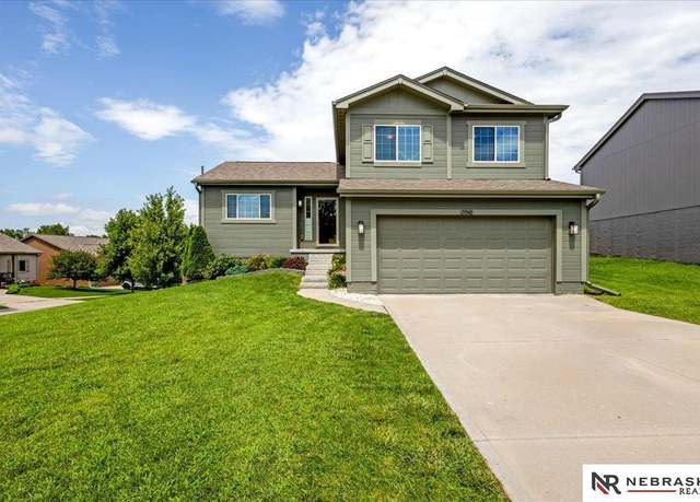 Property at 13942 Wyoming St, Omaha, NE 68142, 3 beds, 2.5 baths