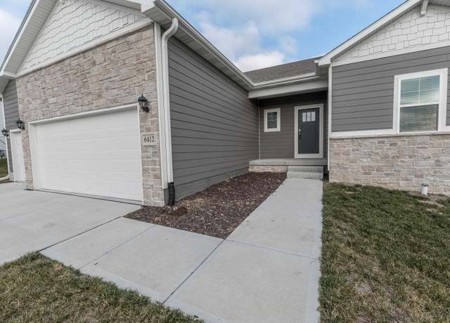 Property at 6412 Clear Creek St, Papillion, NE 68157, 3 beds, 2.5 baths