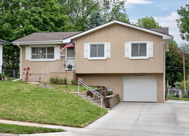 Property at 7535 S 76th St, La Vista, NE 68128, 3 beds, 1 bath