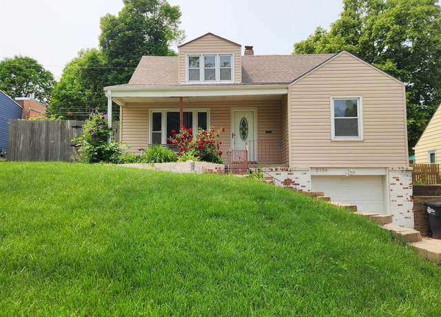 Property at 2134 S 48th St, Omaha, NE 68106, 3 beds, 3 baths