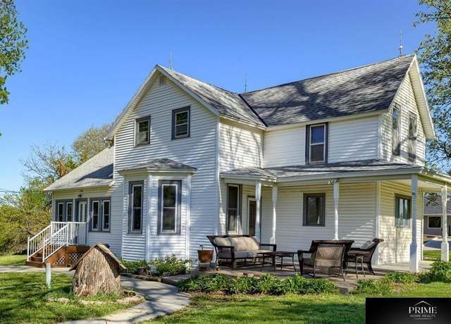 Property at 13602 S 36 St, Bellevue, NE 68123, 5 beds, 1.5 baths