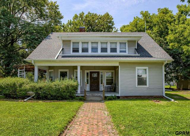 Property at 220 S 6th St, Nebraska City, NE 68410, 5 beds, 2 baths