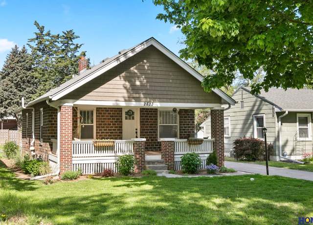 Property at 2823 S 12th St, Lincoln, NE 68502, 2 beds, 2 baths