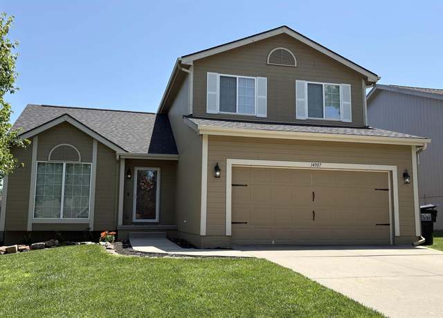 Property at 14907 Bauman Ave, Omaha, NE 68116, 4 beds, 3.5 baths