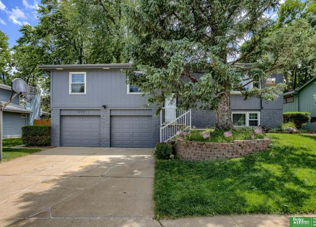 Property at 3209 Coffey Ave, Omaha, NE 68123, 3 beds, 2 baths