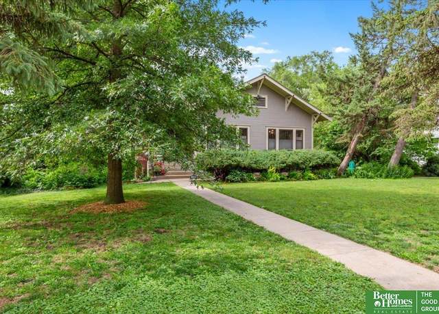 Property at 4307 Prescott Ave, Lincoln, NE 68506, 3 beds, 2 baths