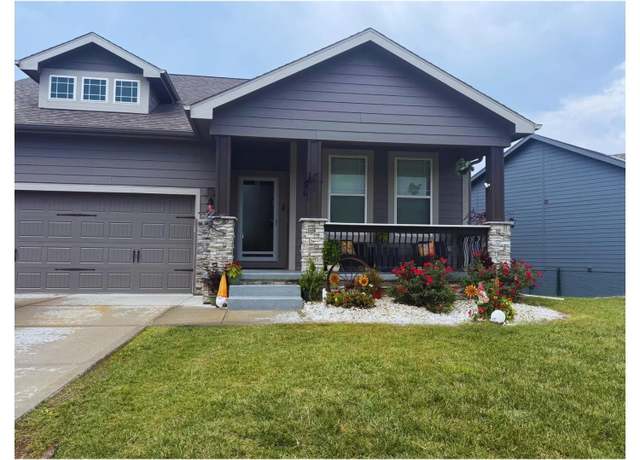 Property at 3806 S 204th St, Elkhorn, NE 68022, 4 beds, 3 baths
