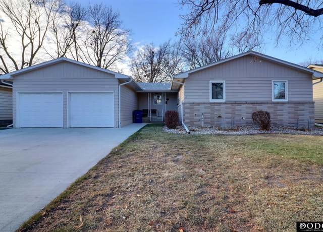 Property at 2043 N Clarmar Ave, Fremont, NE 68025, 3 beds, 1.5 baths