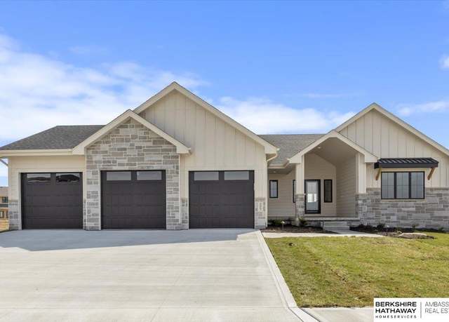 Property at 5712 N 198th St, Elkhorn, NE 68022, 4 beds, 3.5 baths