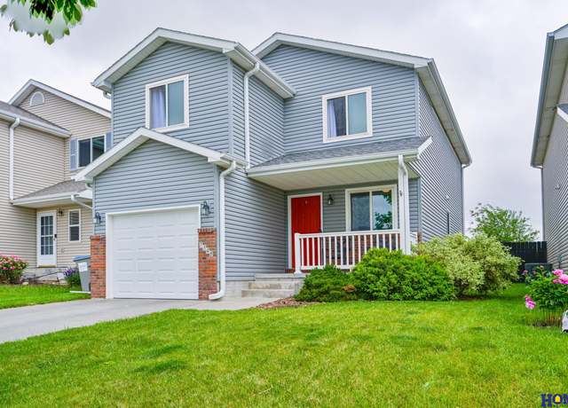 Property at 7348 N 19th St, Lincoln, NE 68521, 3 beds, 3.5 baths