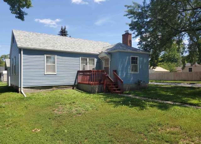 Property at 1700 N 25th St, Lincoln, NE 68503, 3 beds, 1 bath