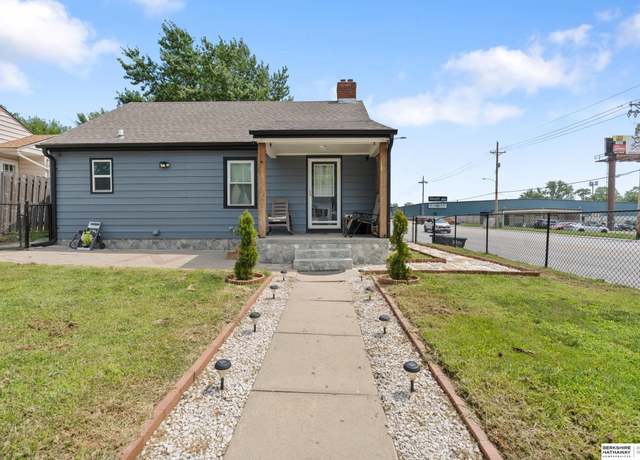 Property at 2151 S 62nd St, Omaha, NE 68106, 3 beds, 2 baths