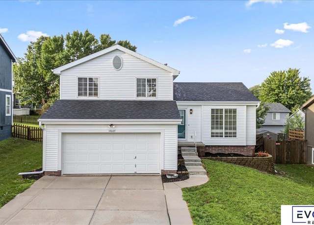 Property at 14607 Larimore Ave, Omaha, NE 68116, 3 beds, 2 baths