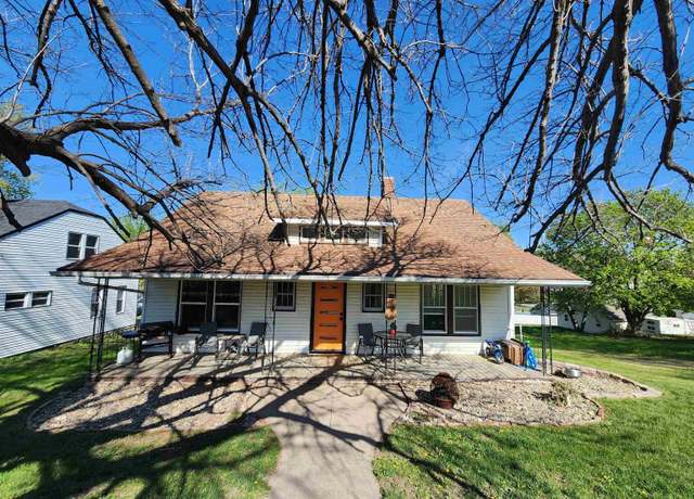 Property at 419 Cherry St, Clarkson, NE 68629, 2 beds, 1 bath