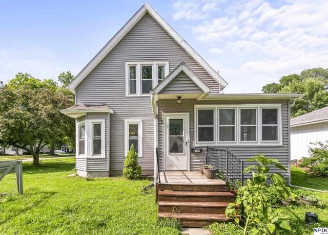 Property at 2164 Park St, Blair, NE 68008, 3 beds, 1.5 baths