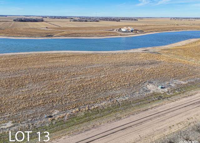 Property at 13 Bald Eagle Dr, Chapman, NE 68827